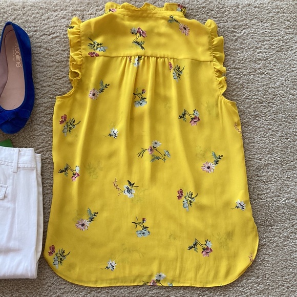 LOFT Yellow Floral Sleeveless Blouse - Picture 6 of 8